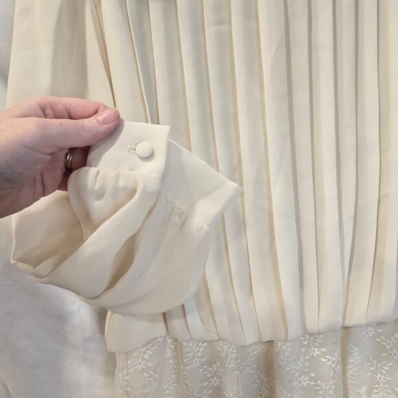 Vintage Monica Richards Dress Size 14 Pleated Ivory Lace - Picture 2 of 10